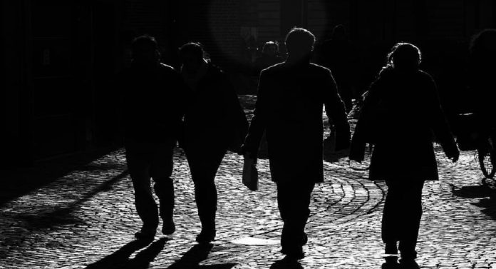 Crime News : माझ्या मित्रांसोबत SEX कर... मैत्रीणीची मैत्रीणीवर जबरदस्ती 