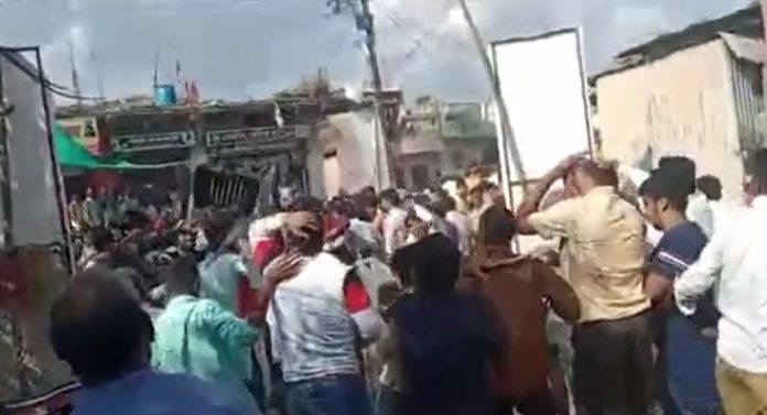 Jain Communitie :अहिंसेची शिकवण देणाऱ्या जैन धर्मियांमध्ये तुफान हाणामारी; 42 वर्षांपासून होता वाद