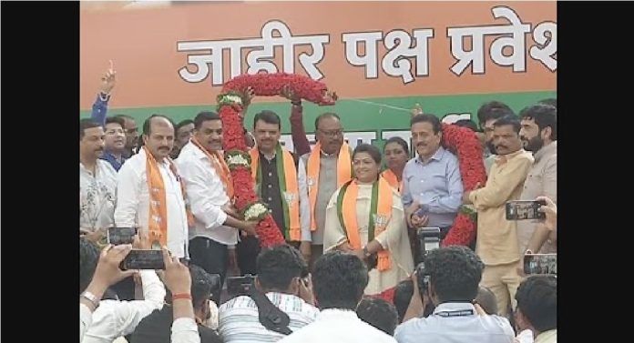 Maharashtra Politics : राष्ट्रवादीच्या पवार यांच्या सह तब्बल 700 कार्यकर्त्यांचा भाजपमध्ये जाहीर प्रवेश  