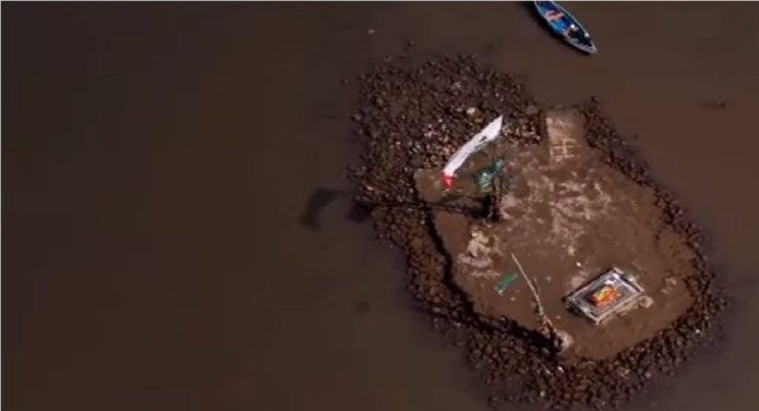 Raj Thackeray: ...याला म्हणतात राज ठाकरेंचा दणका; व्हिडिओनंतर माहीम समुद्रातील बांधकामावर कारवाई होणार? 