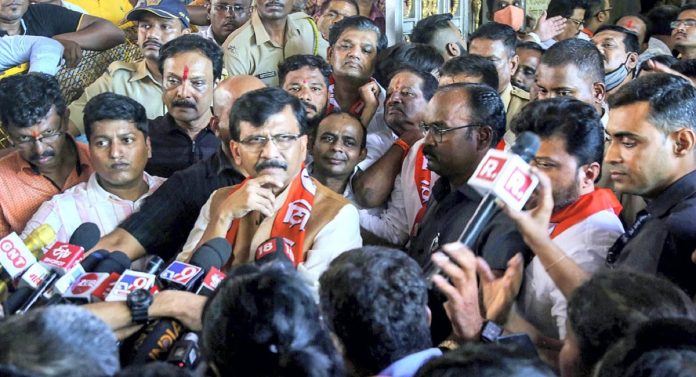 Sanjay Raut Tweet: रक्ताच्या थारोळ्यात पडलेली तरुणी, संजय राऊतांनी ट्विट केला खळबळजनक फोटो, नेमकं काय घडलं?