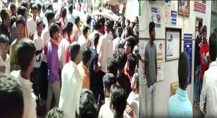 शोभायात्रेत पोलिसांनी डीजे लावू दिला नाही, दोन तरुणांनी थेट विषारी औषधाची बाटलीच तोंडाला लावली