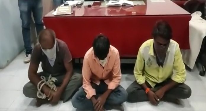 Crime News : पत्नीवर अत्याचार करुन पतीला विहिरीत फेकलं, पुन्हा वर काढलं अन्... पीडितेचा आक्रोश ऐकून पोलिसही हादरले