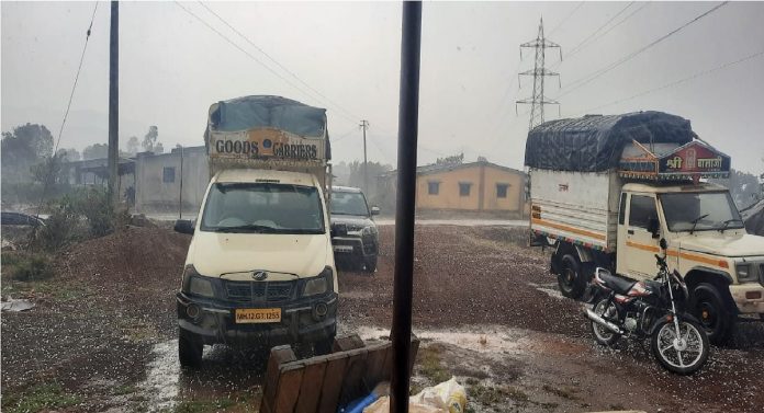 Pune Rain : पुणे जिल्ह्यात तुफान गारपीट; राज्याला अवकाळी पावसानं झोडपलं 