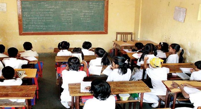 School Reopening : जून महिन्यात 'या' तारखेपासून सुरु होणार नवीन शालेय वर्ष, विद्यार्थ्यांनो लक्ष द्या! 