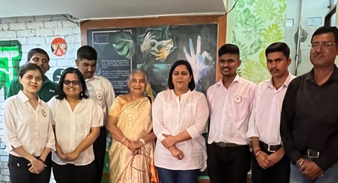 पुण्याच्या डॉ. सोनम कापसे यांनी दिव्यांगांना दिला मदतीचा हात; रोजगारासाठी सुरु केले हॉटेल ‘टेरासीन’