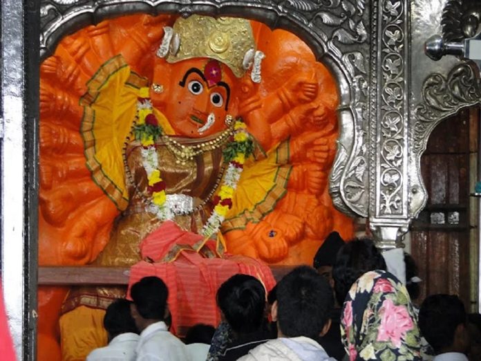 नाशिकमधील सप्तशृंगी मंदिरातही आता ड्रेसकोड लागू होणार