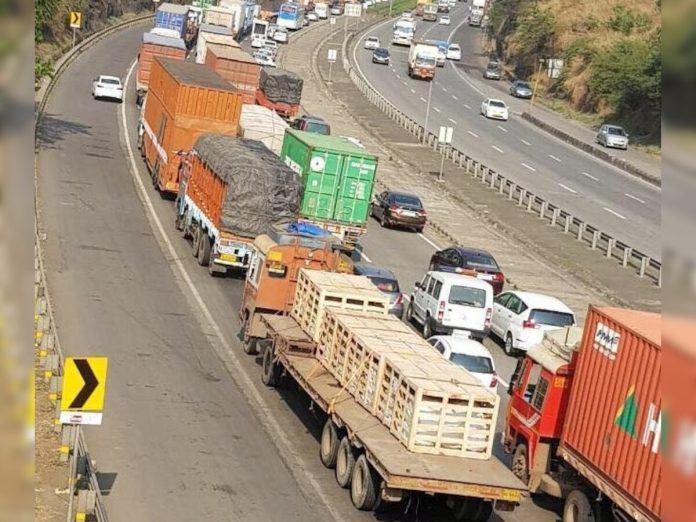 मुंबई-गोवा महामार्गासह या राज्य मार्गांवर अवजड वाहनांना बंदी