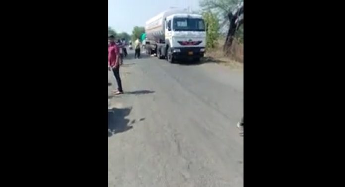 लेकीला कुशीत घेवून आईचा मृत्यू... मन सुन्न करणारा अपघात; चौकोनी कुटूंबाची ताटातूट