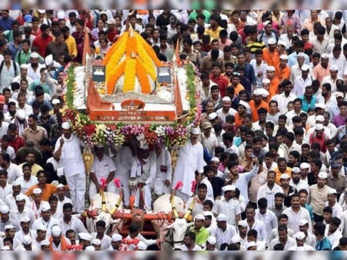 Ashadhi Wari 2023 : पालखी सोहळ्यासाठी आळंदी सजली, संत ज्ञानेश्वर महाराजांच्या पालखीचं आज प्रस्थान