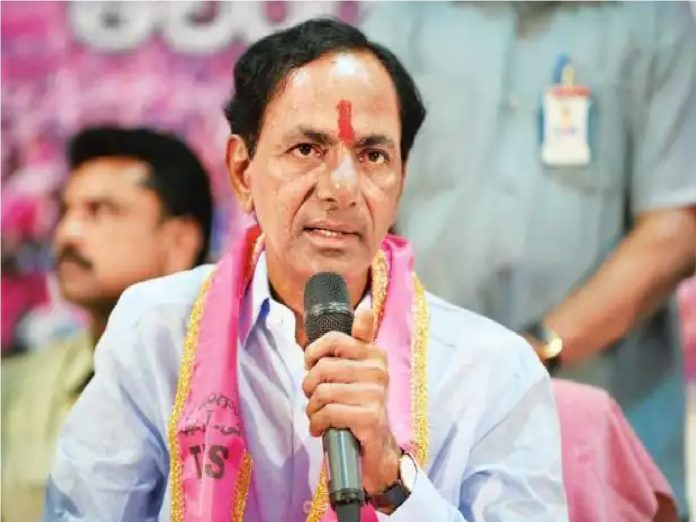 KCR यांच्या एंन्ट्रीने महाराष्ट्राच्या राजकारणात खळबळ; राष्ट्रवादीनंतर आणखी एक मोठा पक्ष टार्गेटवर title=