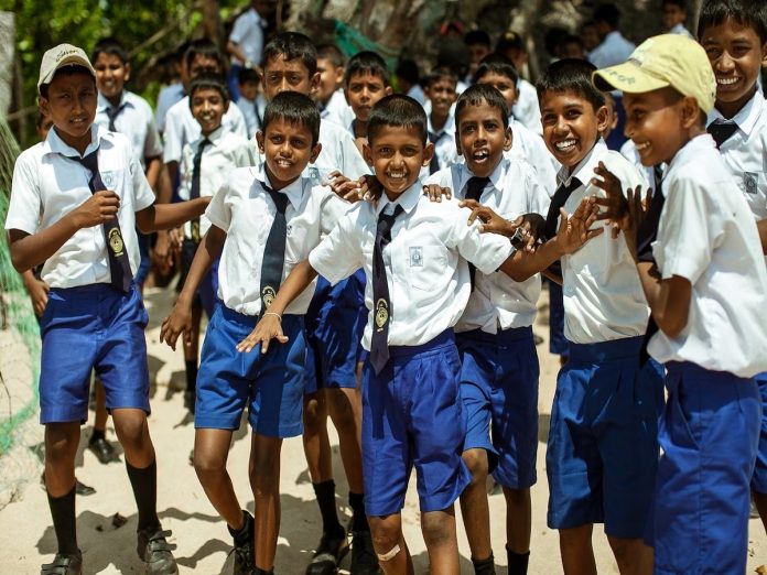 World's Best School : जगातील टॉप 10 स्कूलमध्ये महाराष्ट्रातल्या 3 शाळांचा डंका, मुंबईतील दोन आणि एक...