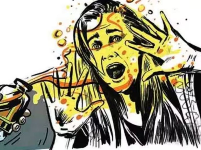  चंद्रपुरात थरारक घटना! 14 वर्षांची मुलगी एकटी असताना घरात घुसला, तिच्यावर पेट्रोल टाकले अन्...