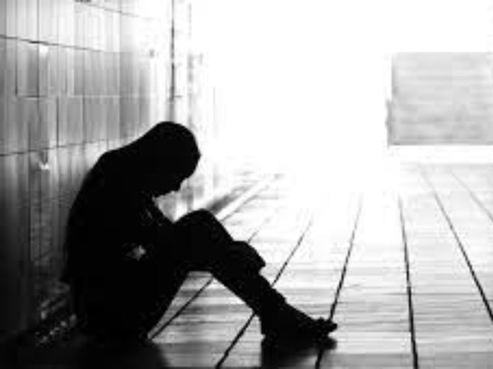 दोन महिलांनी गोव्याला बोलावले, तिथे घडलं असं काही की पुण्यात येऊन त्याने जीव सोडला 