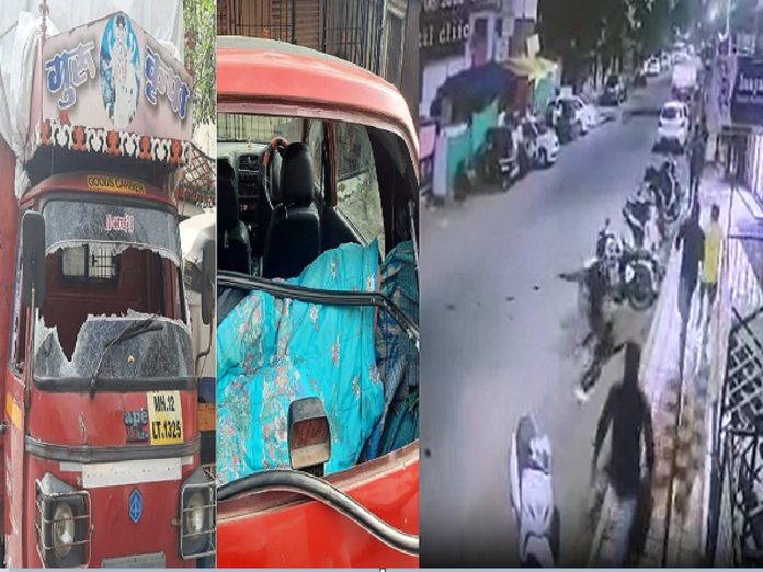 पुण्यात चाललंय काय! तोंडाला रुमाल बांधून आलेल्या टोळक्याचा धुडगूस, 2 ठिकाणी 30 हून अधिक गाड्यांची तोडफोड