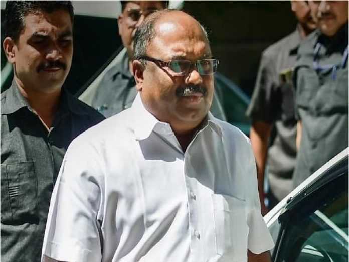 बीएमसी अधिकारी मारहाण प्रकरण; अनिल परब यांच्या अटकेबाबत कोर्टाचा निर्णय title=