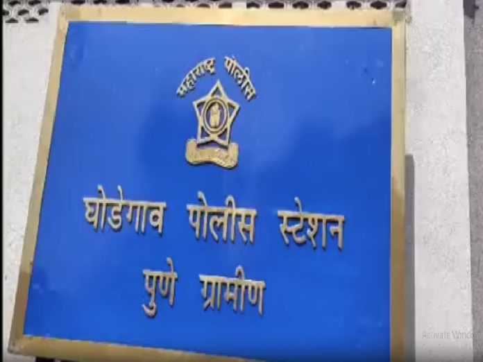 भेटायला गेली आणि विपरीत घडलं; बॉयफ्रेंडच्या मित्रांनी केला सामुहिक अत्याचार title=