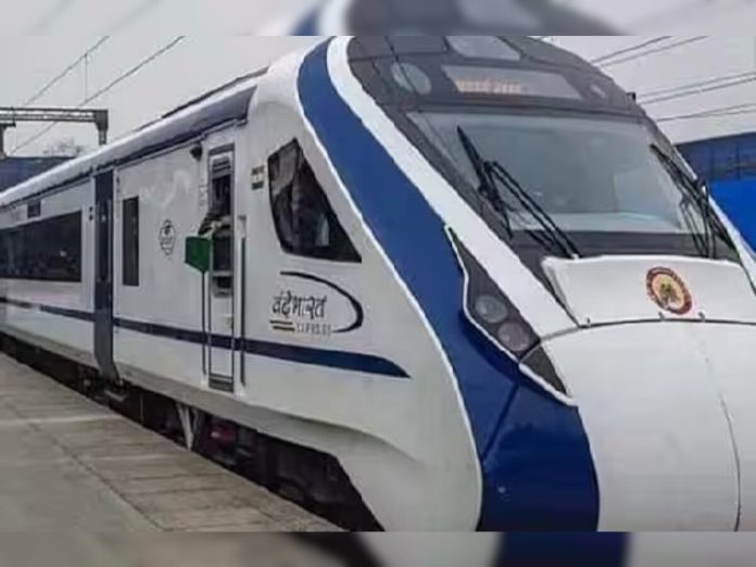 मुंबई  गोवा वंदे भारत सुरु होण्याआधीच फुल्ल, गणेशोत्सवासाठी वंदे भारतच्या तिकिटांसाठी वेटिंग लिस्ट title=