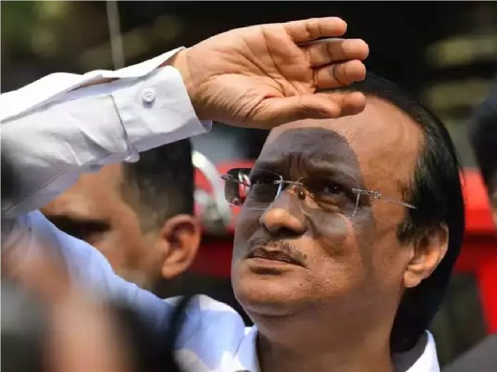 राष्ट्रवादीत फूट पडणार? अजित पवार यांना शिंदे फडणवीस सरकारमधील एका मंत्र्याची मोठी ऑफर?