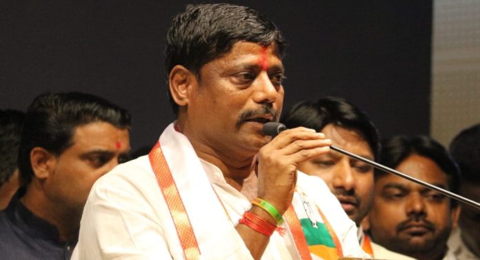 Kasba Bypoll Election Result : लोकांनी पैसे घरात ठेवले अन्...  निकालाआधीच रवींद्र धंगेकरांचे मोठं विधान