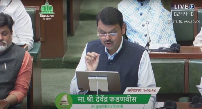 Maharashtra Budget 2023: फडणवीसांच्या 'त्या' घोषणेनंतर सत्ताधारी आमदारांचा एकच जल्लोष