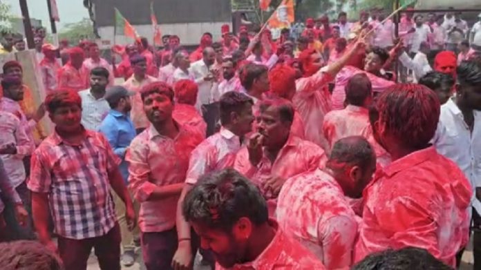 APMC Election Results  : बाजार समित्यांमध्ये मविआची सरशी; भाजप-शिंदे गट पिछाडीवर