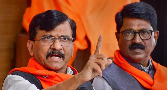 Maharashtra Political Crisis: "अजित पवार असं कसं काय बोलू शकतात?," संजय राऊत संतापले