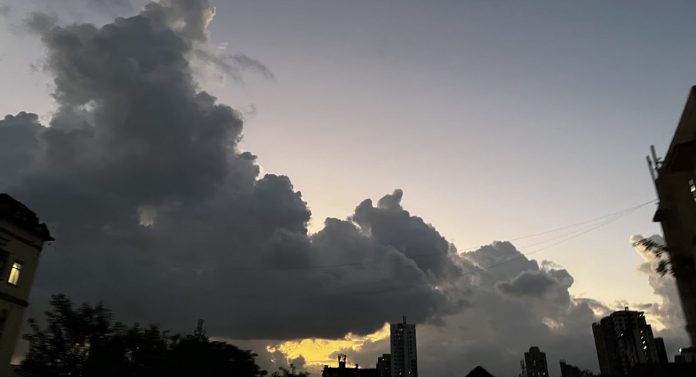 Maharashtra Weather Forecast Today: मे महिना पावसाचा? पाहा हवामान विभागाचा इशारा