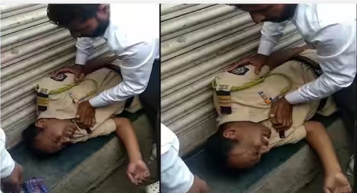 Nashik News : बाईकवरुन जाताना आला Heart Attack... तरुणाने पुढे येत पोलीस कर्मचाऱ्याचा वाचवला जीव