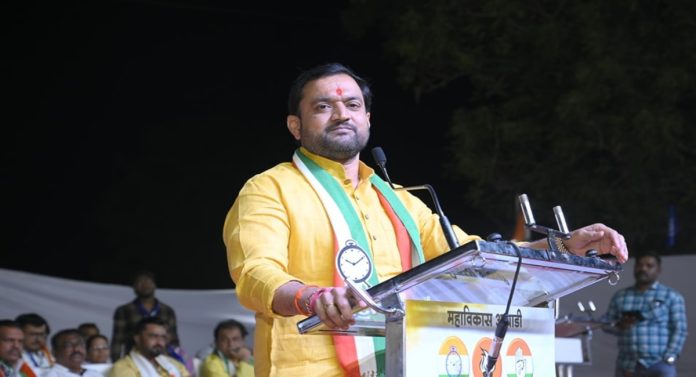 Pune Crime : किशोर आवारे हत्या प्रकरणाला मोठं वळण; कुटुंबियांचा राष्ट्रवादीच्या आमदारावर गंभीर आरोप