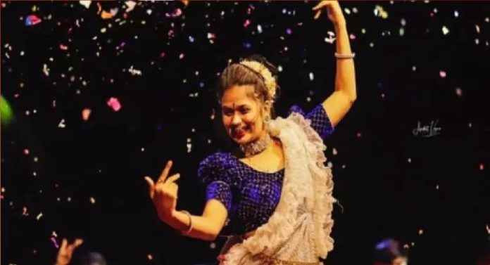 गौतमी पाटीलच्या 'कातिल अदा' आता पडणार भारी, आयोजकांना खिसा करावा लागणार रिकामा