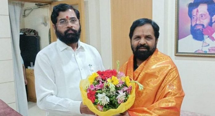 शिंदे गटाला मोठा धक्का! सुप्रीम कोर्टाने गोगावलेंची प्रतोद म्हणून नियुक्ती ठरवली बेकायदेशीर 