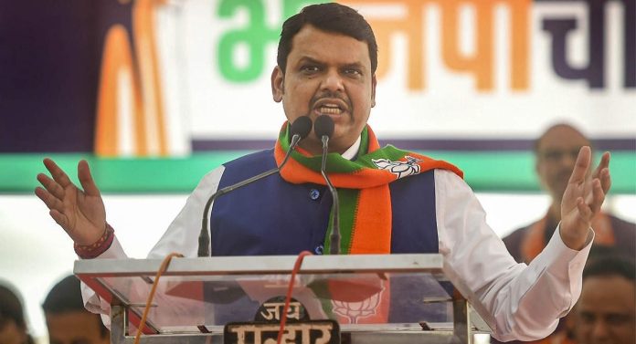 सुप्रीम कोर्टाने ऐतिहासिक निर्णय दिल्यानंतर फडणवीसांची पहिली प्रतिक्रिया, म्हणाले "उड्या मारणारे..."